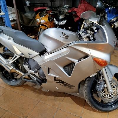 Honda VFR 800